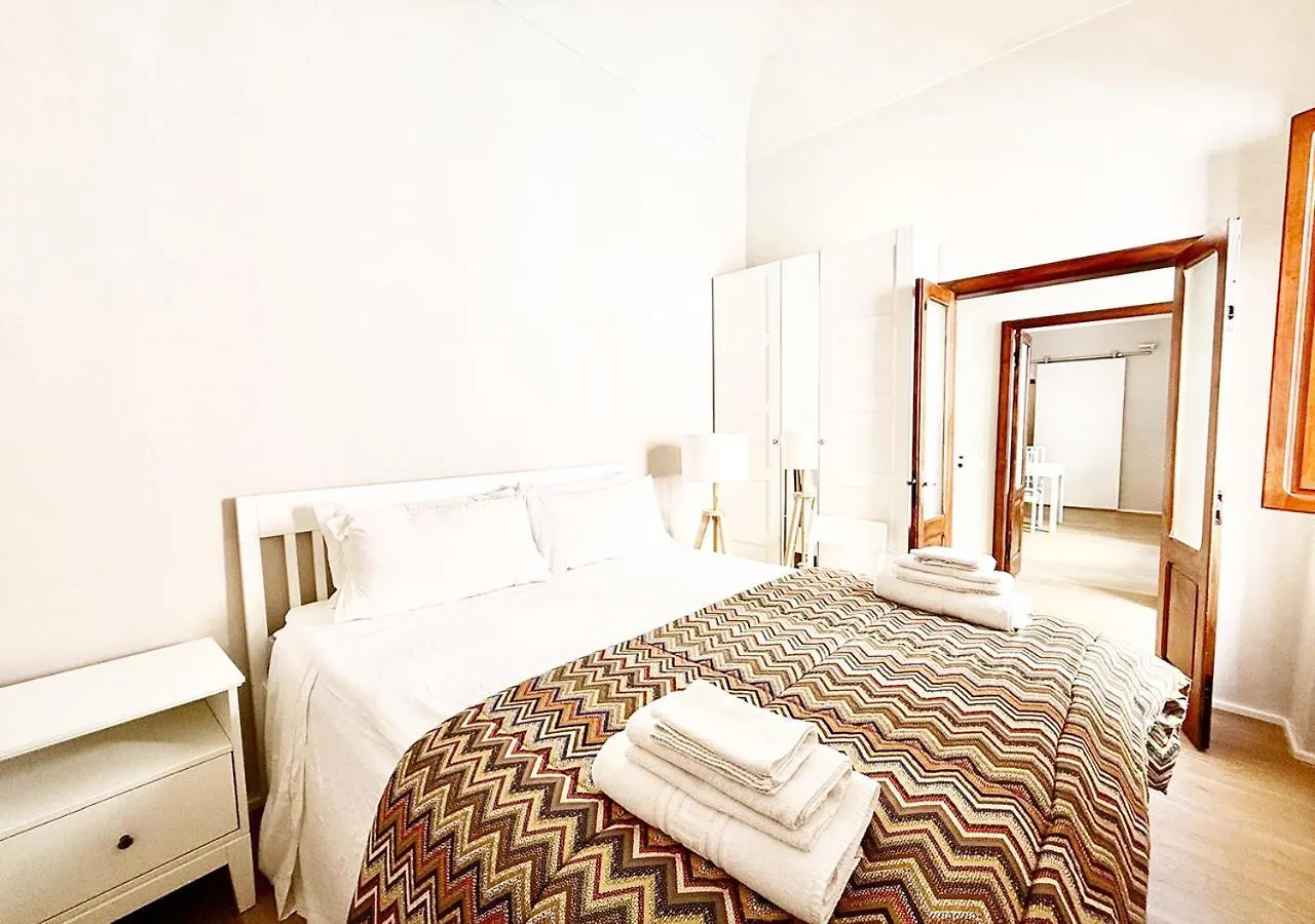 Pgs Immobiliare Srls Residenza Cairoli 03 Bilocale In Centro Storico La Maddalena Apartment